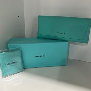 Tiffany box and glasses case